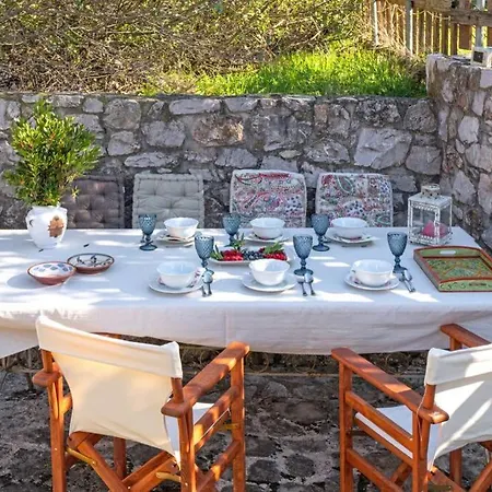 Myrtilo Traditional Stone House !!! * Peleta