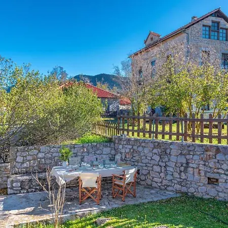 Prázdninový dům Myrtilo Traditional Stone House !!! *