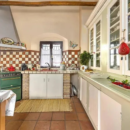 Myrtilo Traditional Stone House !!! * Peleta