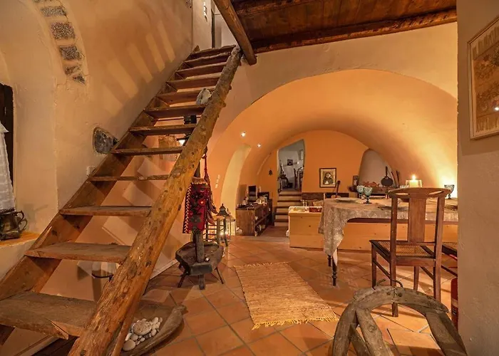 Myrtilo Traditional Stone House !!! * Peleta