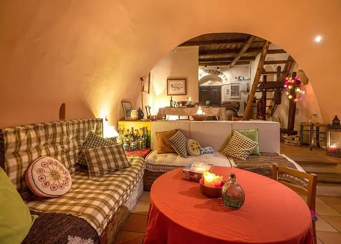 Vakantiehuis Myrtilo Traditional Stone House !!! Peleta